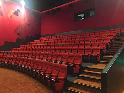 苏宁影城为其位于上海和镇江的巨幕影院安装科视Christie RGB激光放映系统