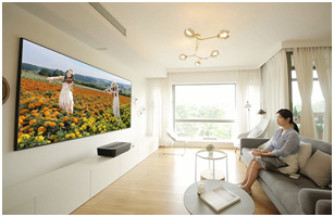 用明基激光超投电视i955L,治愈快节奏生活的疲劳