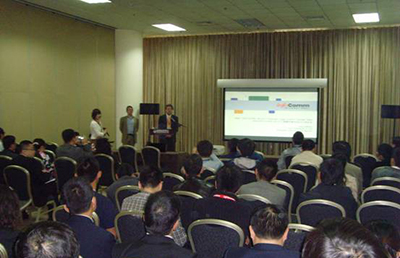 赢康接受最新投影图像系统标准的培训 