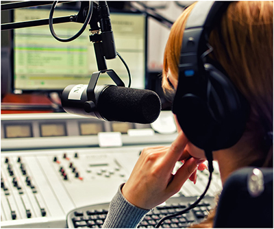 你还觉得传统广播电台只能用听的吗？