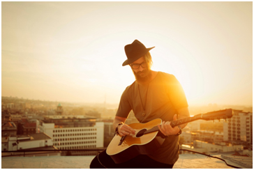 森海塞尔MK 4和e 614话筒提供一流的吉他音质