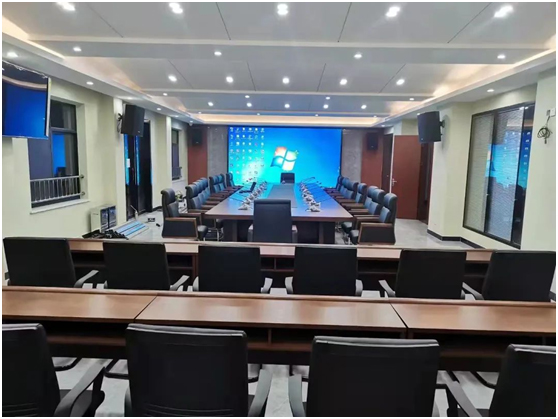 力卡有线鹅颈式会议麦克风入驻湖南省天元区村镇集团