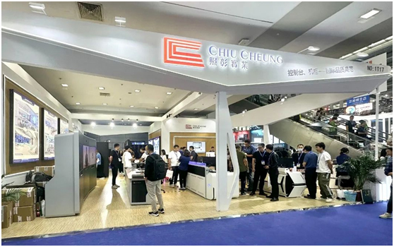 照彰产品强势吸晴,展会临近尾声火热依旧!